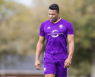 Baptista futboldan getdi