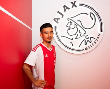 “Ajax”da 3 illik müqavilə