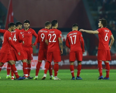 Şenol Günəş milliyə 33 futbolçu dəvət etdi - SİYAHI