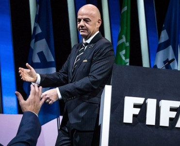 İnfantino yenidən FİFA-nın prezidenti seçilib