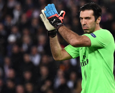 Buffon karyerasını başa vurur? - açıqlama