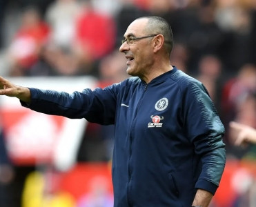 Sarri Juventus'a keçir