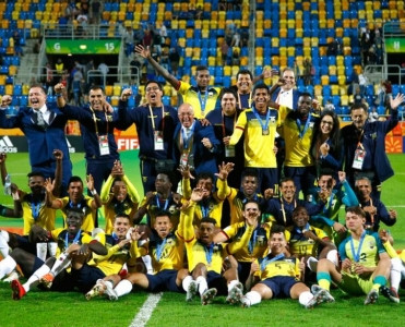 İtaliyaya qalib gəlib, bürünc medal qazandılar - dünya çempionatı