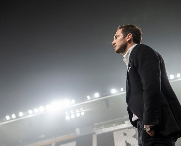 Chelsea'dən Lamparda təklif