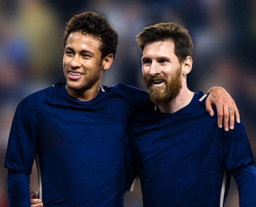 Messi Neymarı “Barselona”ya qayıtmağa məcbur edir