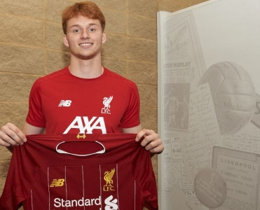 Liverpool'dan ilk transfer