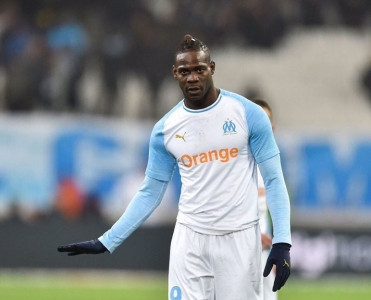 Balotelli "İnstaqram"da Azərbaycan mahnısı paylaşdı