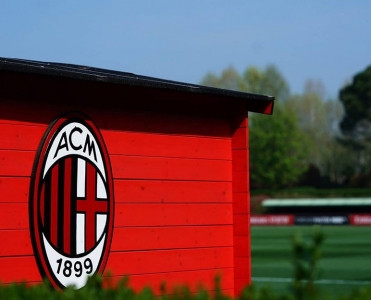 Milan avrokuboklardan uzaqlaşdırıldı