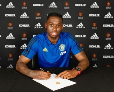 Manchester United'dən növbəti transfer