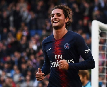 Rabiot Juventus'da nə qədər qazanacaq?