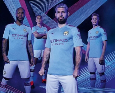 Manchester City'nin yeni forması - FOTO