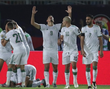 Əlcəzair və Madaqaskar 1/4 finalda