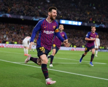 "Qızıl top" mükafatını Messi qazanmalıdır