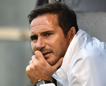 Lampard'ın Chelsea'də ilk qələbəsi