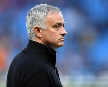 Mourinyo alman dilini öyrənir