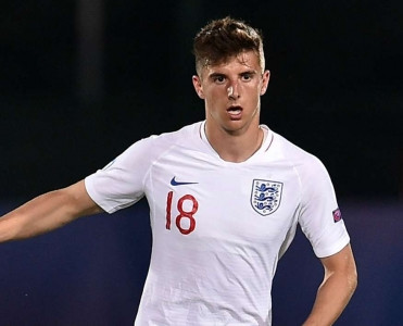 Chelsea'də yeni müqavilə