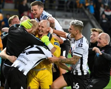 Dundalk Bakıya 150 minə gələcək