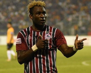 Zirə'yə keçdiyim üçün xoşbəxtəm - Haitili futbolçu