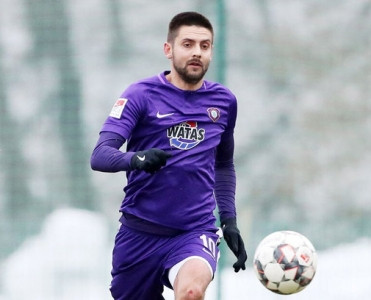 Nazarov üçün bir hissə