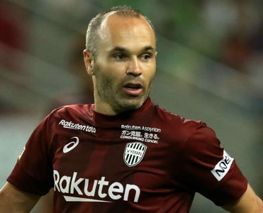 Barcelona'dan ayrıldığım üçün təəssüflənmirəm -İnyesta