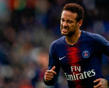 PSG Neymar'ın qiymətini endirdi