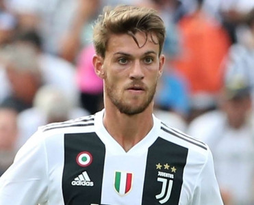 Yuventus Arsenal'ın təklifini rədd etdi