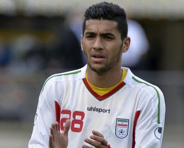 İran klubundan ayrılır, Sumqayıta keçir