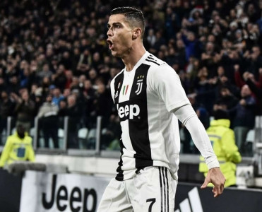 İndi mənim pula ehtiyacım yoxdur - Ronaldo