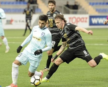 Səbail Zirə'ni məğlub yola saldı