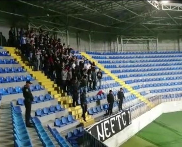 Neftçi azarkeşlərini stadiondan polis çıxartmayıb