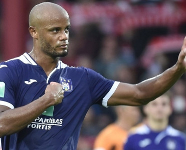 Kompani məşqçi vəzifəsindən uzaqlaşdırıldı