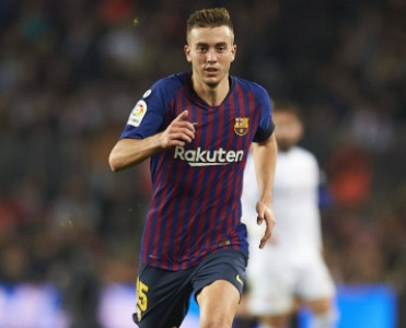 Barselona Busketsi icarəyə verdi