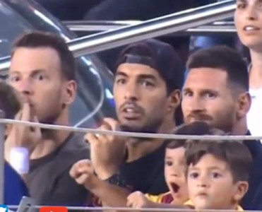 Messinin oğlu Barselona'nın buraxdığı qola sevindi - VİDEO