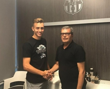 Barselona Busketsi icarəyə verdi - RƏSMİ