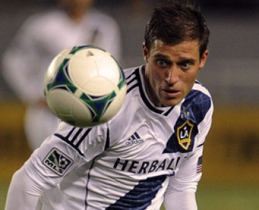 ABŞ millisinin sabiq futbolçusu vəfat etdi