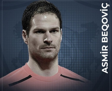 Asmir Beqoviç rəsmən Qarabağ'da