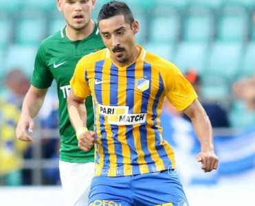 APOEL iranlı hücumçunu göndərdi