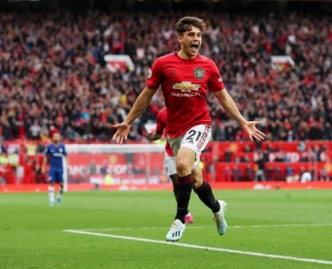 3 qol vurdu, ən yaxşı seçildi