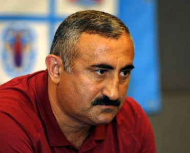 Nazim Süleymanov sədr seçildi