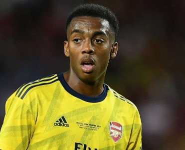 Arsenal'da yeni müqavilə