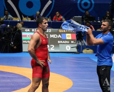 Güləşçimiz finalda!