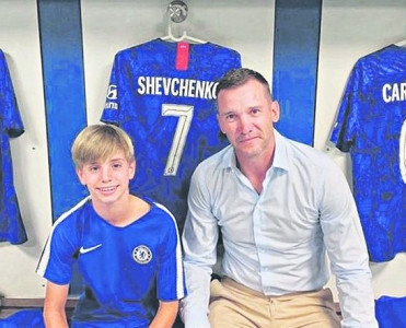 Oğlum Çelsi'də oynayır - Şevçenko