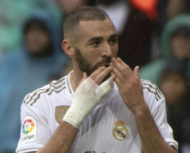 Benzema Anrini geridə qoydu