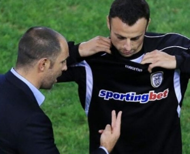 Berbatov karyerasını başa vurdu