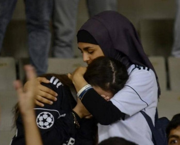 Qarabağ'a görə ağladı - Günün Fotosu