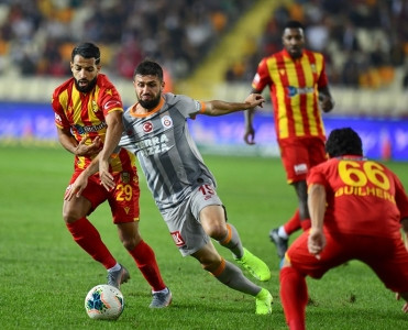 Qalatasaray səfərdən 1 xalla qayıdır