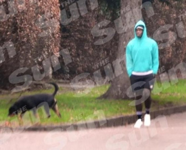 Poqba özünə 18 minə it aldı – fanatlardan qorunmaq üçün