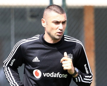 Burak Yılmaz qayıtdı