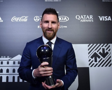 Messi altıncı dəfə ilin ən yaxşı futbolçusu seçildi