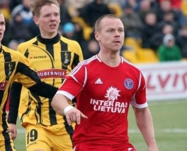 Millinin sabiq futbolçusu intihar etdi